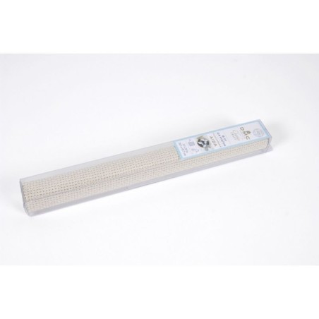 Punch stof 2,4 st./cm  50.8x61cm ecru