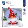 Knoopkussen Kerstkabouter in de sneeuw